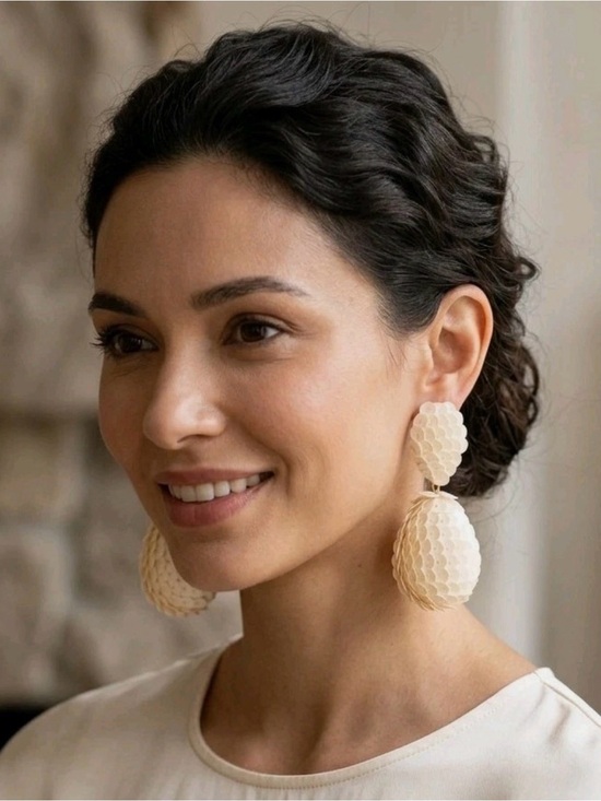 Tuckernuck Jewelry - Tuckernuck NEW Sandra Cream Sequin Layered Drop Earrings - Women Jewelry